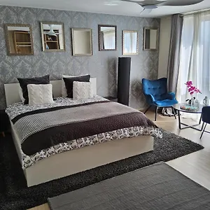 Deluxe Au 2eme Etage, Double Au 4eme Etage Not A Brussel